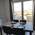 Duplex Moderne, Chaleureux Au Calme A Toison D'or *