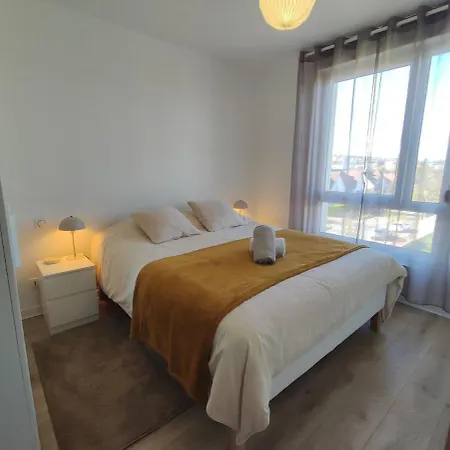 Duplex Moderne, Chaleureux Au Calme A Toison D'or *