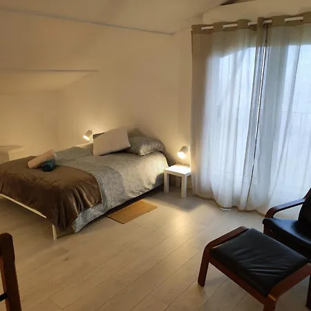 アパート Duplex Moderne, Chaleureux Au Calme A Toison D'or ディジョン